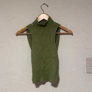 Green Cross-Back Cropped Sweater